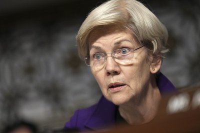 Elizabeth Warren Gets Wrecked by Community Notes for Trying to Spin Spirit Airlines Comments