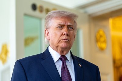 Trump: ‘We Cannot Let Lunatics Have a Nuclear Weapon,’ Says Iranians Want to Make a Deal