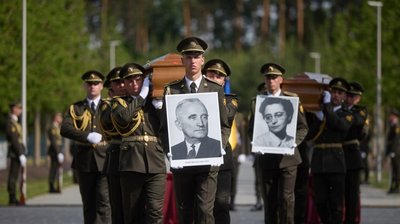 ukraine andrey melnik reburial kremlin reaction