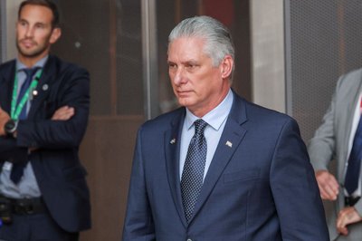 Trump Expands Cuba Sanctions; Díaz-Canel Says Nation Won’t “Surrender”